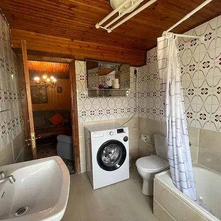 La Casina De Castiello